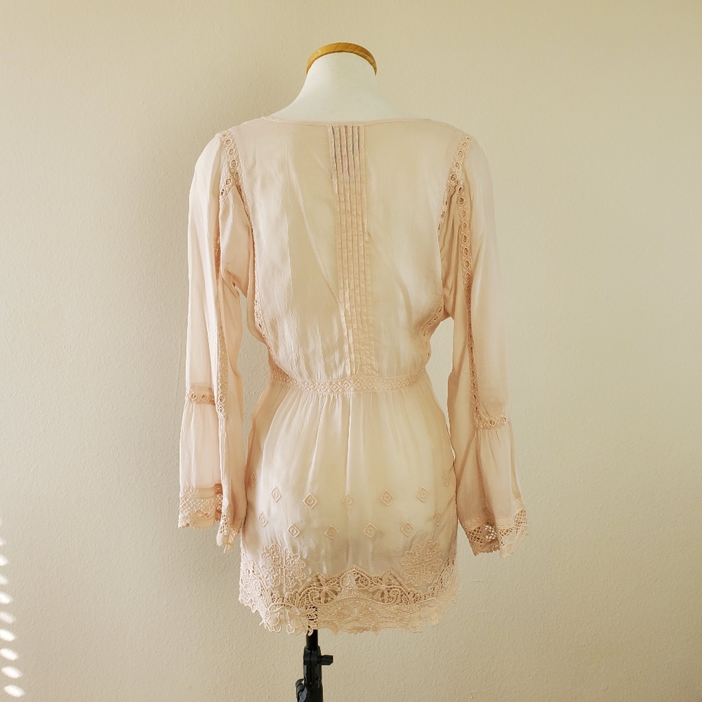 Johnny Was Embroidered Blouse - Picture 3 of 5